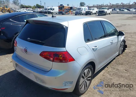 2015 Volkswagen E-Golf Sel Premium из США, поврежденный, VIN WVWPP7AU2FW902790